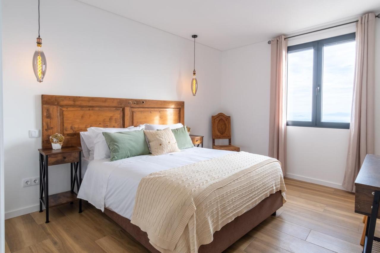 Apartamentos Do Mercado โกวิลา ภายนอก รูปภาพ